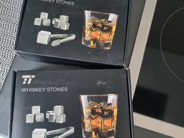 Non melting ice cubes, Limassol — Germasogeia