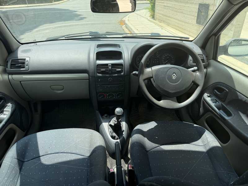 2003 Renault Clio 1,2L 2003 Cyprus