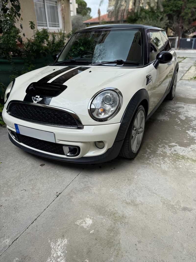 Mini Cooper 1,6L 2011