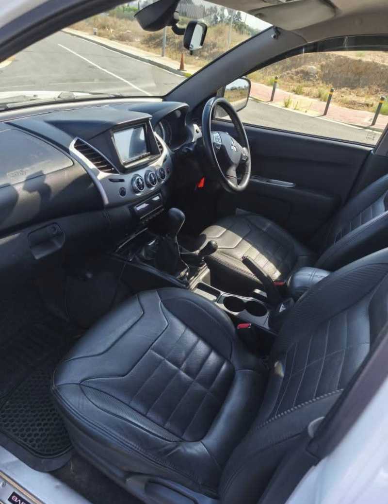 2015 Mitsubishi L200 2,5L 2015 Cyprus