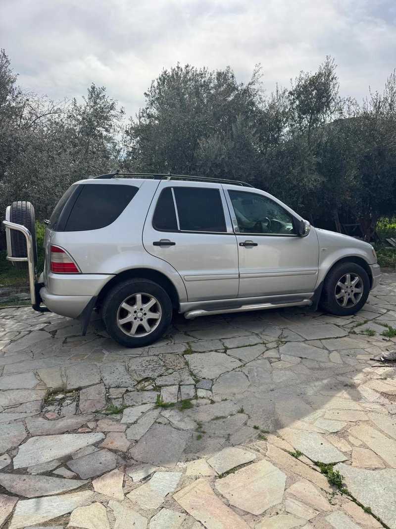 Mercedes-Benz M-Class 2,7L 2000