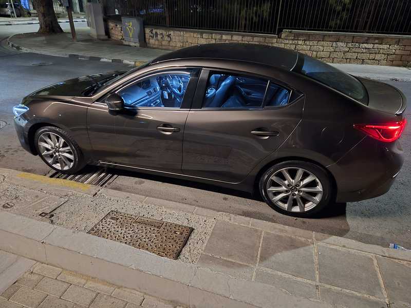 2017 Mazda 3 2,0L 2017 Cyprus