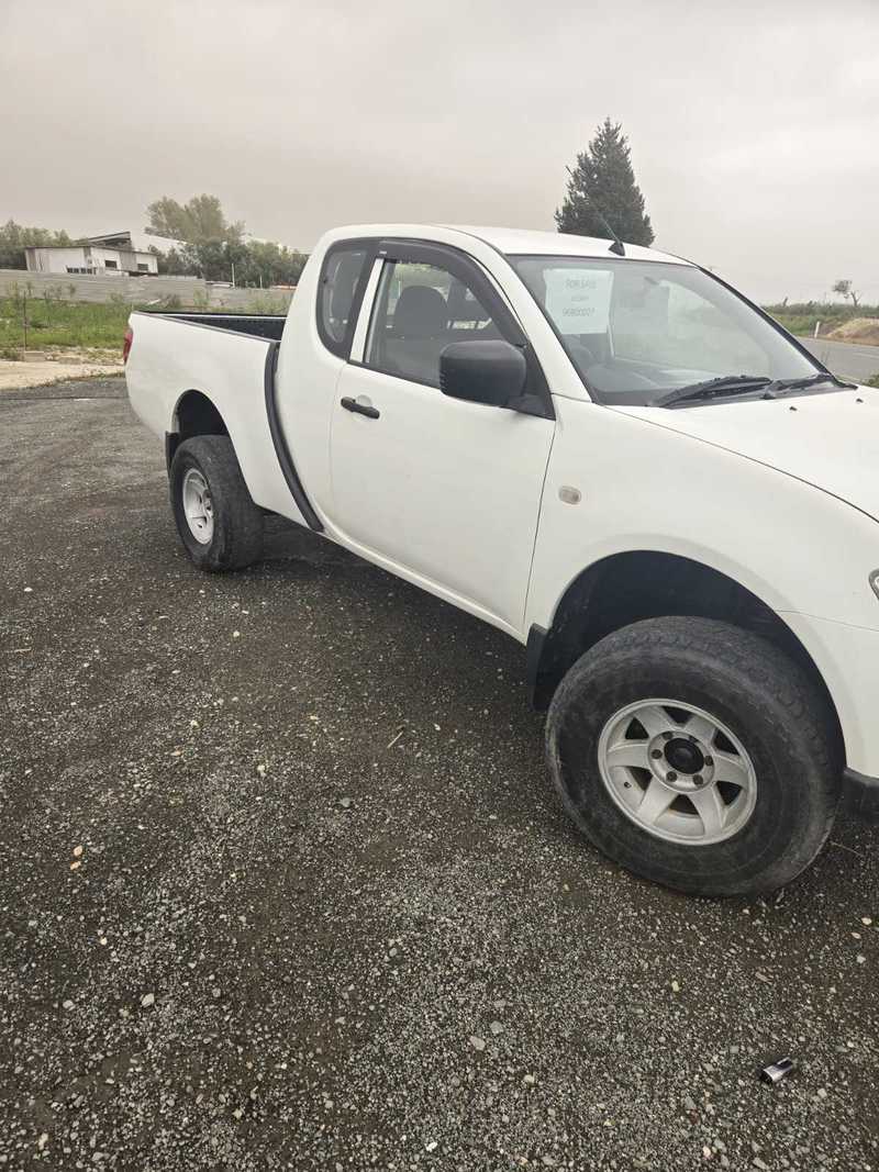 Mitsubishi L200 2,5L 2013