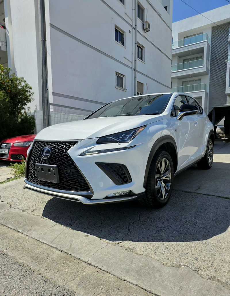 Lexus NX 2,5L 2021