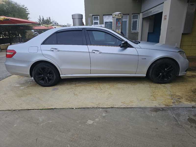 2009 Mercedes-Benz E-Class 2,2L 2009 Cyprus