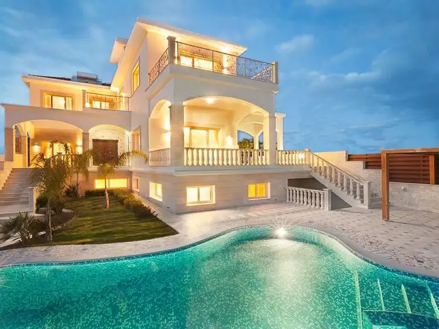 4-bedroom villa for sale, Limassol — Agios Tychon