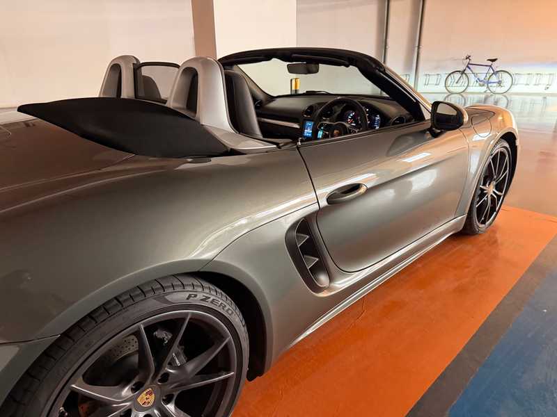 2021 Porsche 718 2,0L 2021 Cyprus