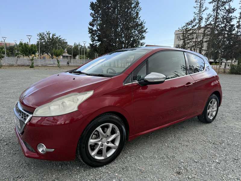 Peugeot 208 1,6L 2013