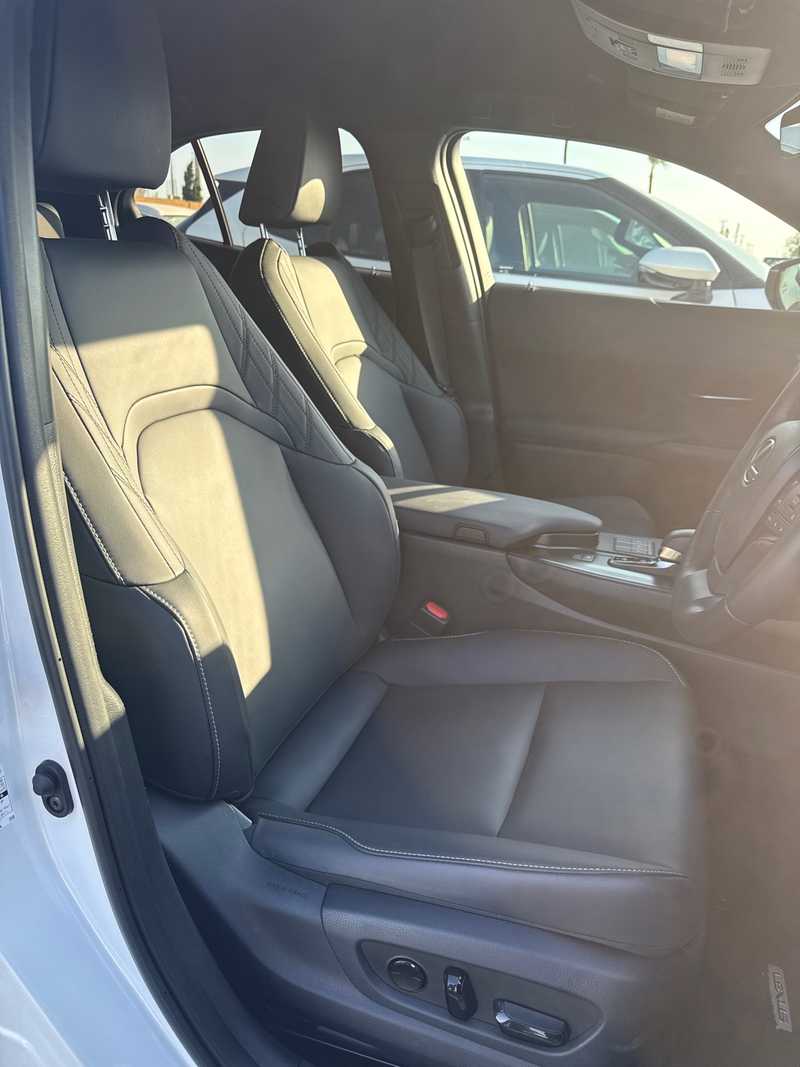 2025 Lexus UX 2,0L 2025 Cyprus