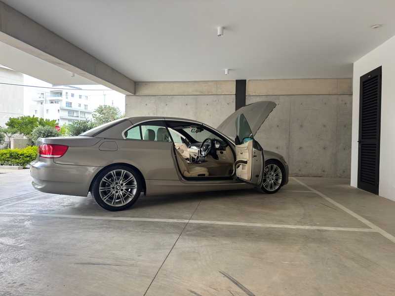 BMW 3-Series 3,0L 2007