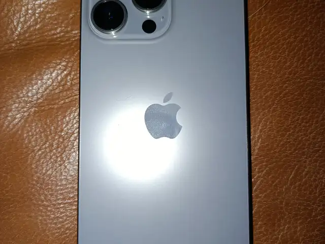 Iphone 15 pro max, Επαρχία Πάφου — Universal