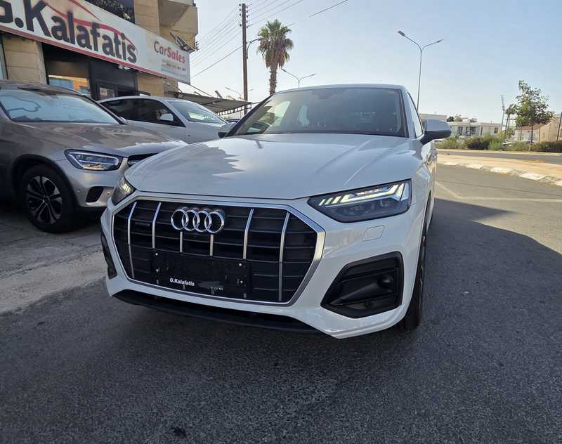Audi Q5 2,0L 2022