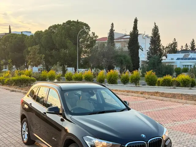 BMW X1