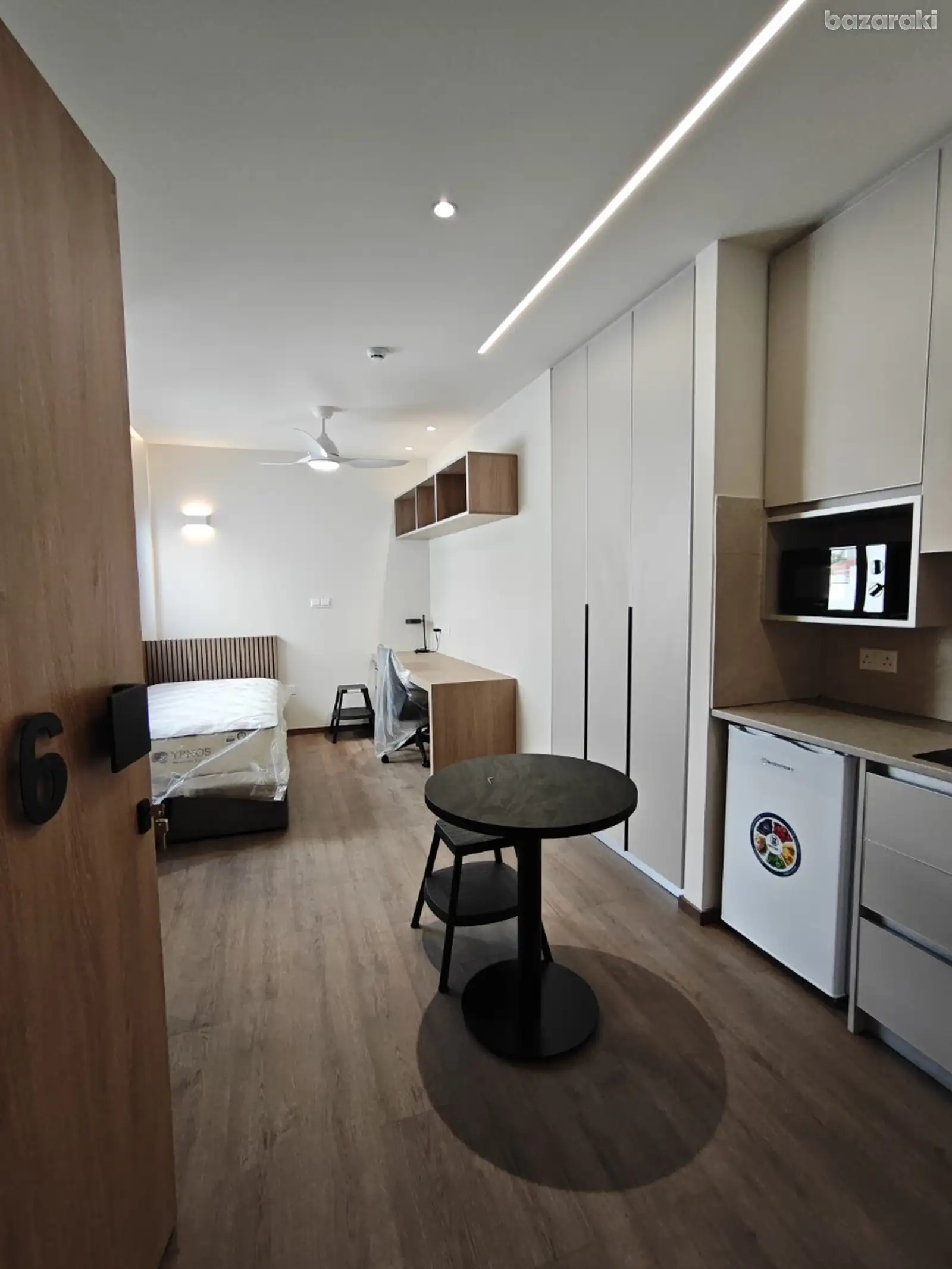 Room — 6