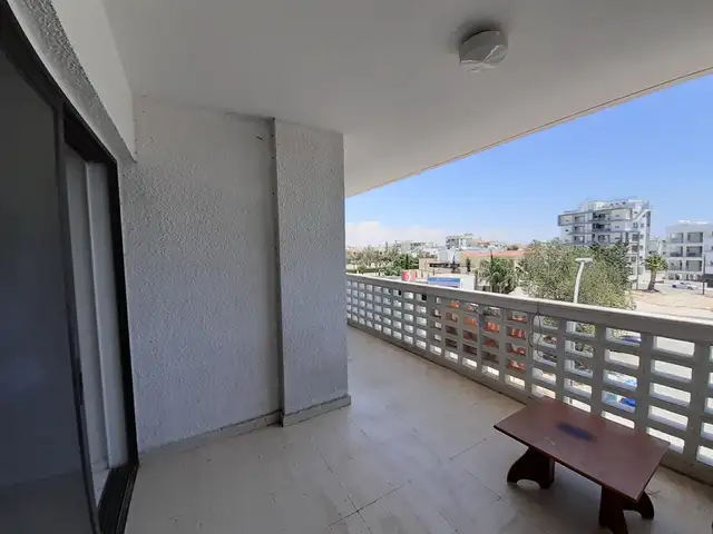 Ευρύχωρο γραφείο 125m2, Επαρχία Λάρνακας — Λάρνακα - Χρυσοπολίτισσα