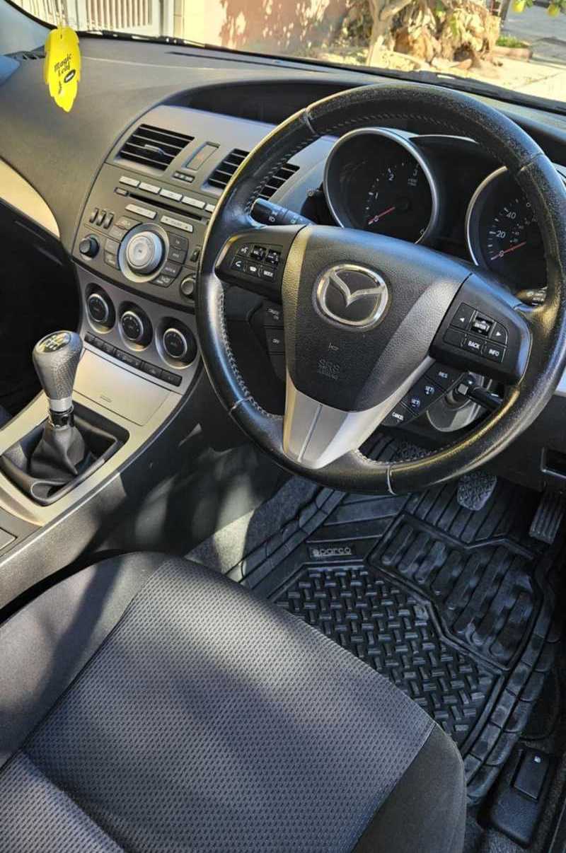 2011 Mazda 3 1,6L 2011 Cyprus