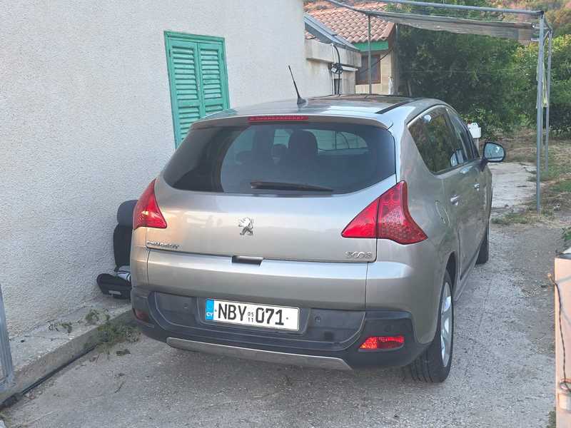 Peugeot 3008 1,6L 2011
