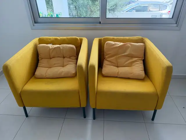 One 2 seater sofa, two armchairs and one coffee table, Επαρχία Λάρνακας — Λιβάδια Λάρνακας