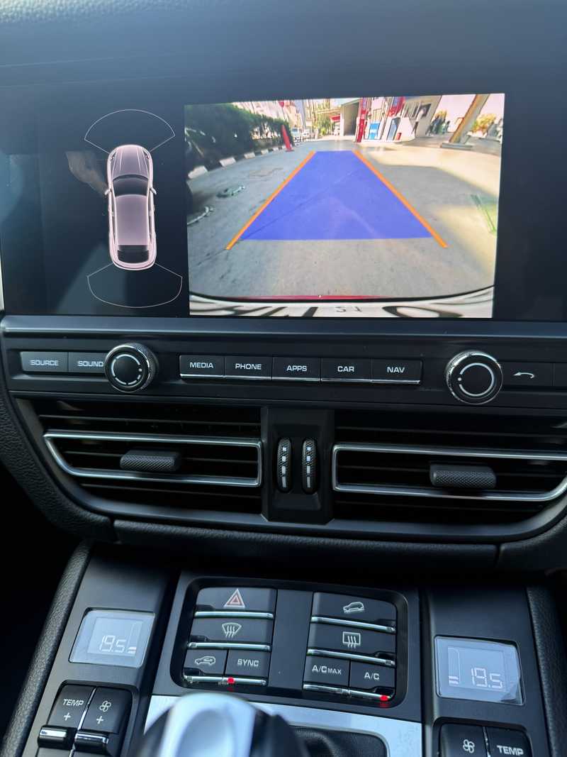 2021 Porsche Macan 2,0L 2021 Cyprus