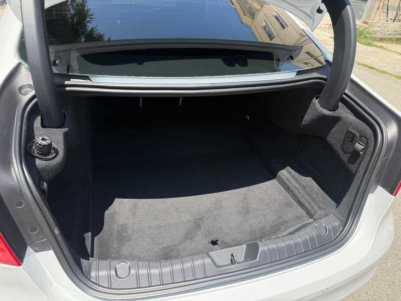 2018 Jaguar XF 2,0L 2018 Cyprus