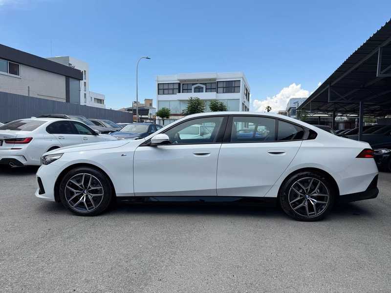 2024 BMW 5-Series 2,0L 2024 Cyprus