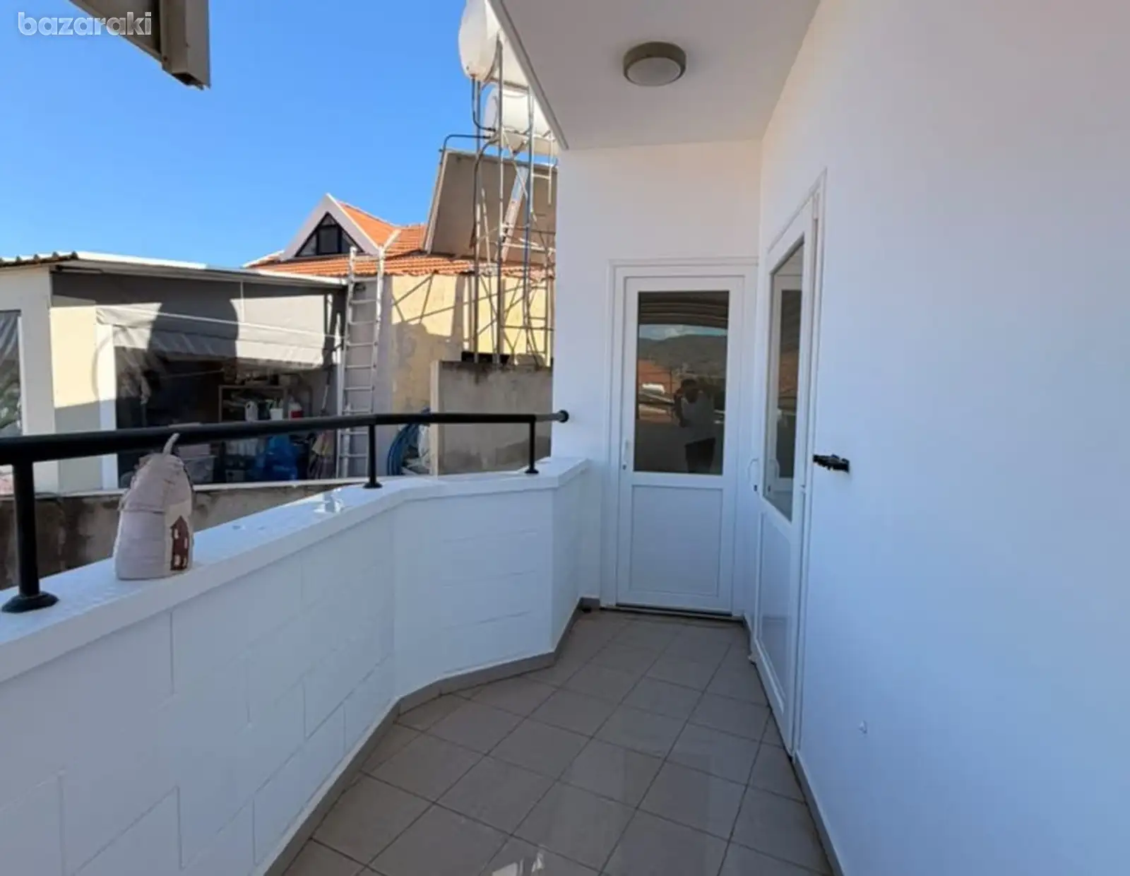 House, 2 bedrooms — 3