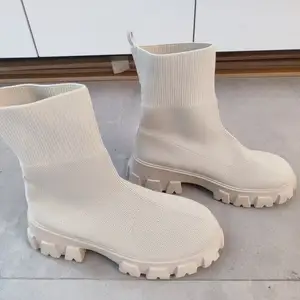 Boots, new, Επαρχία Λεμεσού — Ποταμός Γερμασόγειας