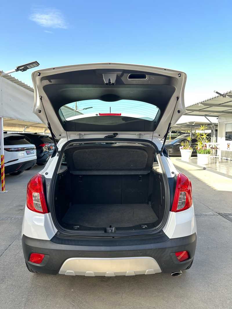 2016 Opel, Vauxhall Mokka 1,6L 2016 Cyprus