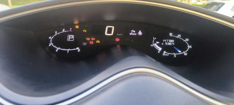 2016 Nissan Serena 2,0L 2016 Cyprus