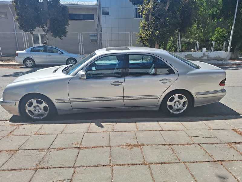 Mercedes-Benz E-Class 2,2L 2000