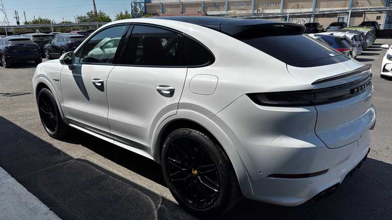 2025 Porsche Cayenne 3,0L 2025 Cyprus