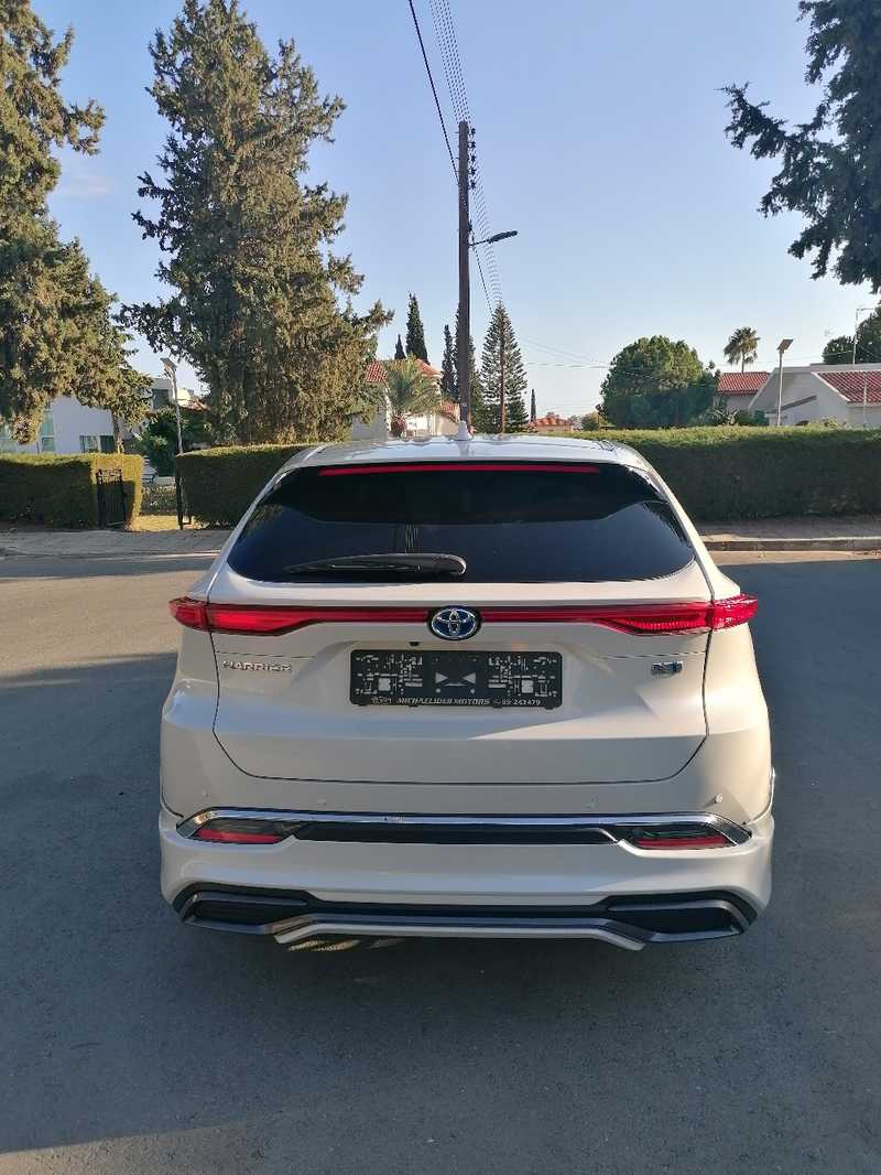 2021 Toyota Harrier 2,5L 2021 Cyprus