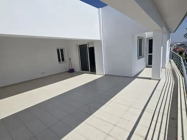 2-bedroom penthouse for sale, Larnaca — Larnaka - Chrysopolitissa