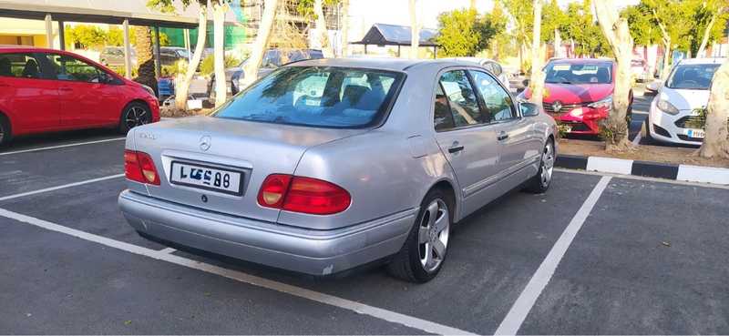 1998 Mercedes-Benz E-Class 2,0L 1998 Cyprus