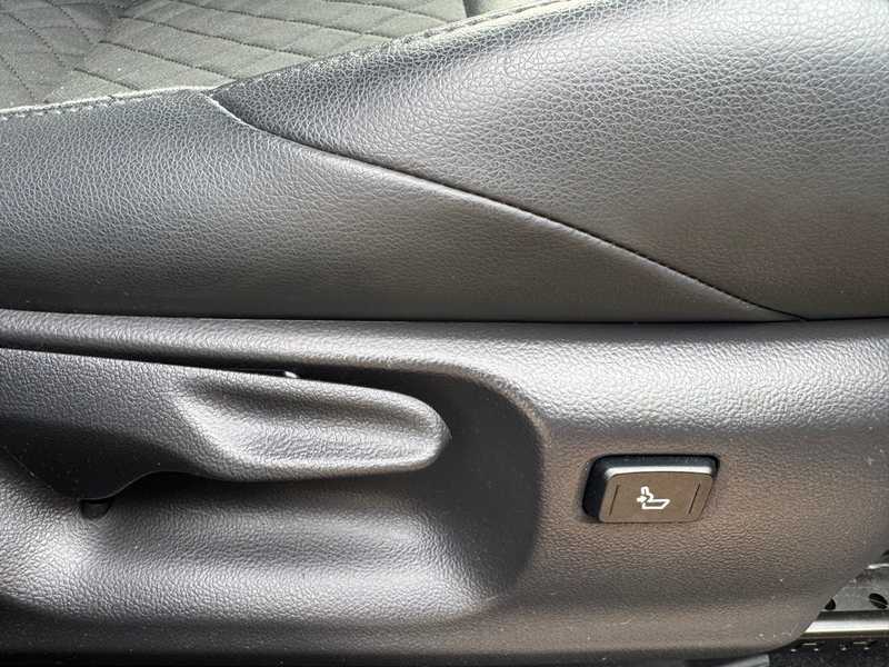 2021 Toyota C-HR 1,8L 2021 Cyprus