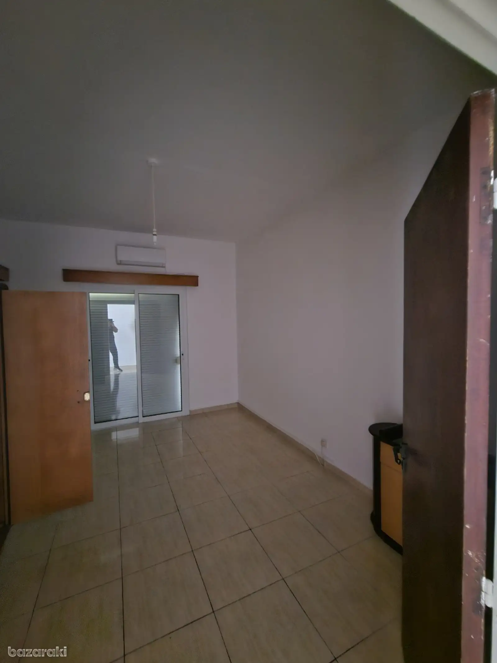 House, 3 bedrooms — 8