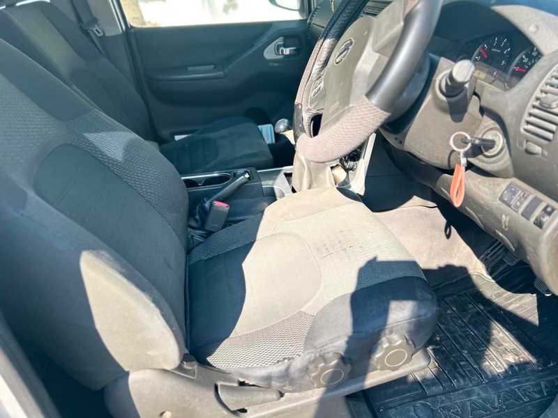 2012 Nissan Navara 2,5L 2012 Cyprus
