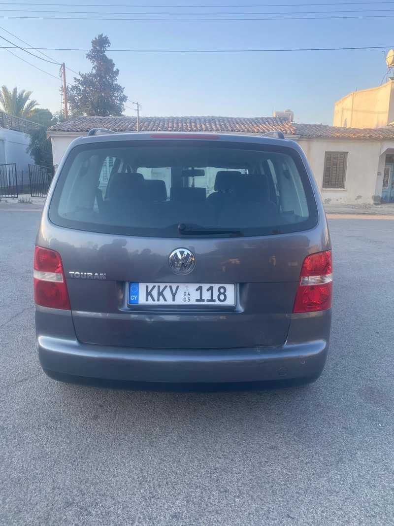 2005 Volkswagen Touran 1,6L 2005 Cyprus