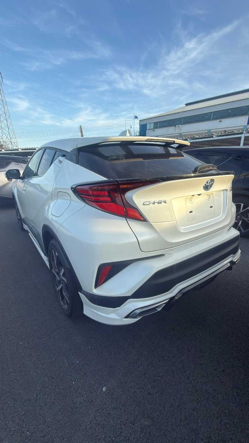 2021 Toyota C-HR 1,8L 2021 Cyprus