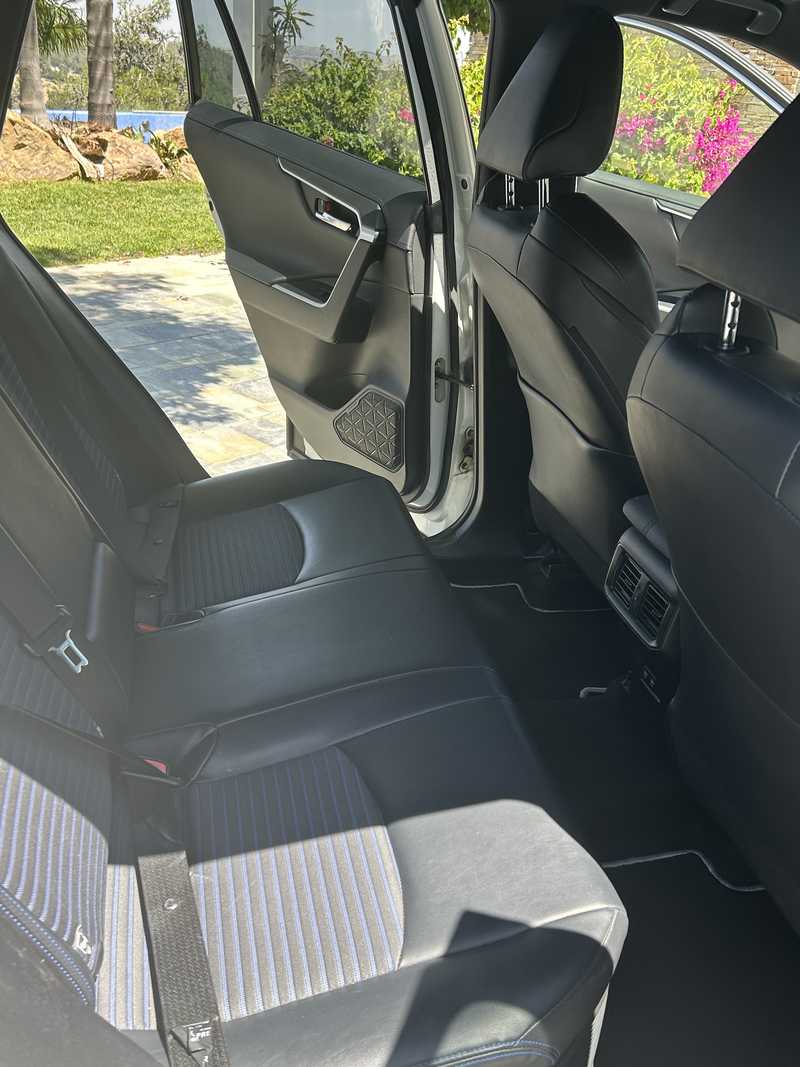 2021 Toyota RAV4 2,5L 2021 Cyprus
