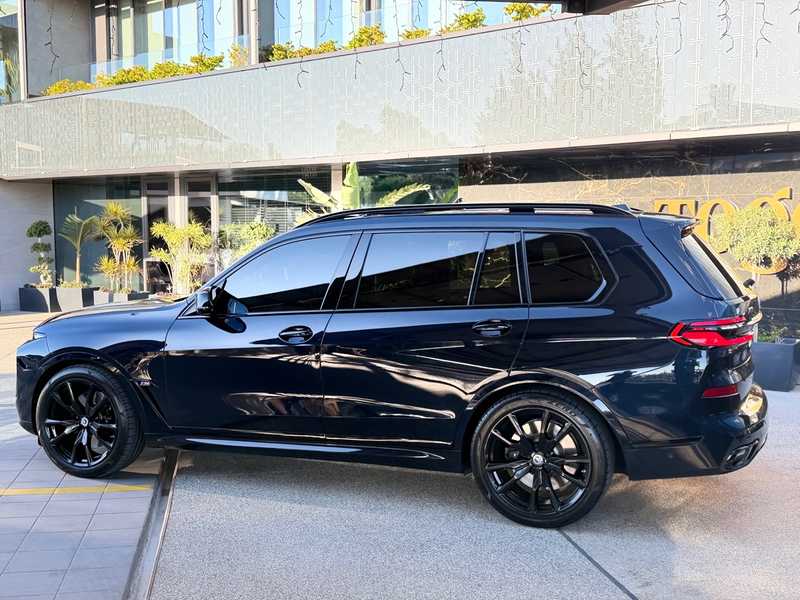 2023 BMW X7M 4,4L 2023 Cyprus