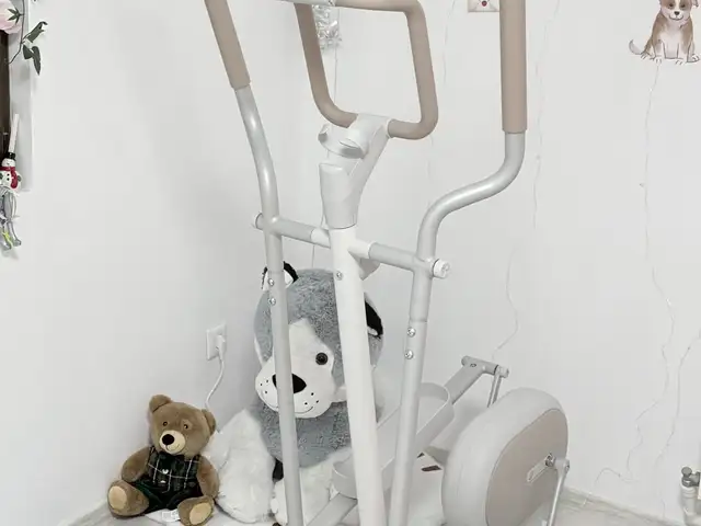 White eliptical bike, Nicosia — Latsia - Agios Georgios