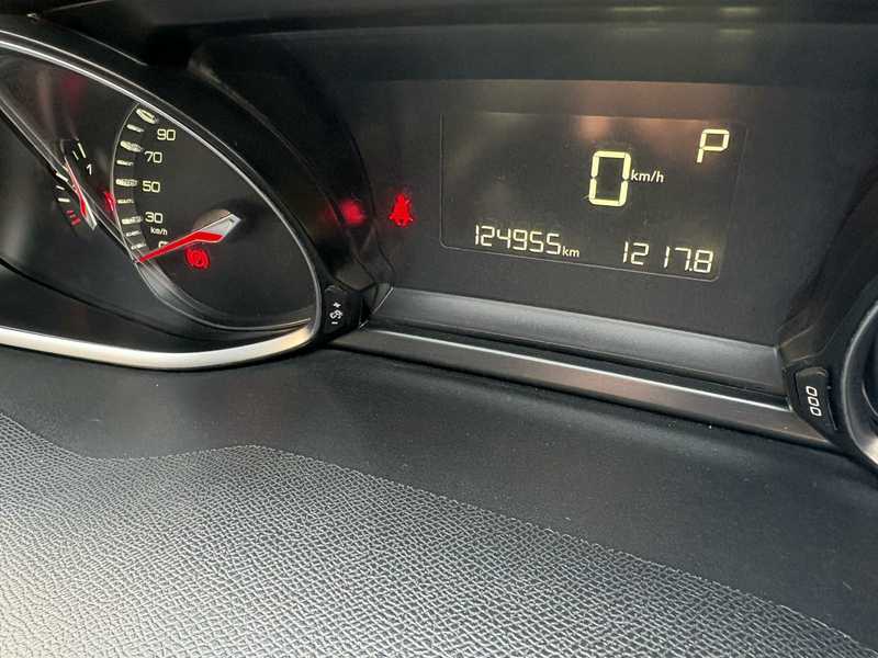 2017 Peugeot 308 1,6L 2017 Cyprus