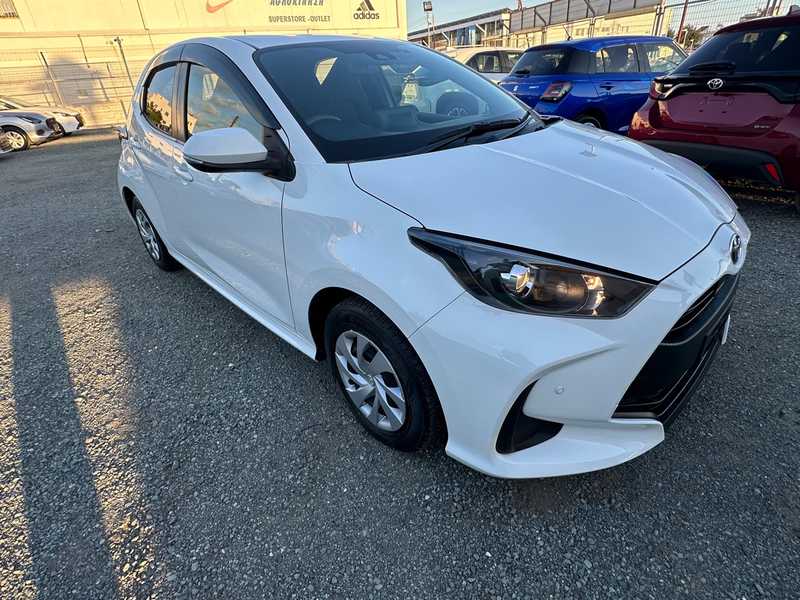2022 Toyota Yaris 1,5L 2022 Cyprus