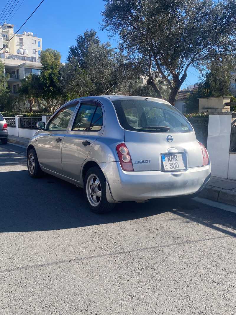 Nissan March 1,2L 2003