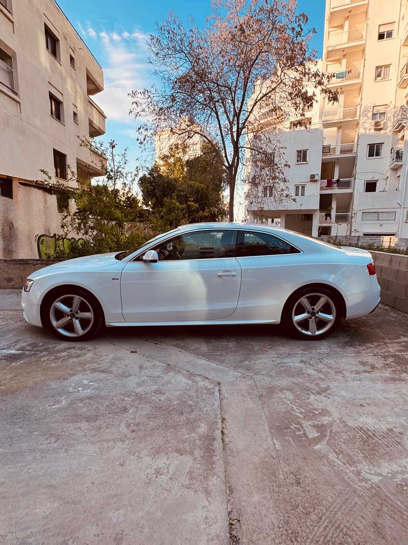 2011 Audi A5 2,0L 2011 Cyprus