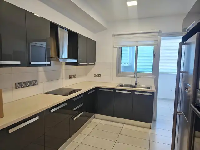 3-bedroom apartment to rent, Επαρχία Λεμεσού — Λεμεσός - Μέσα Γειτονιά