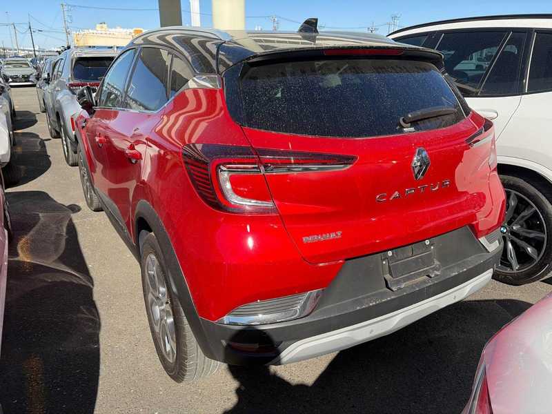 2022 Renault Captur 1,3L 2022 Cyprus