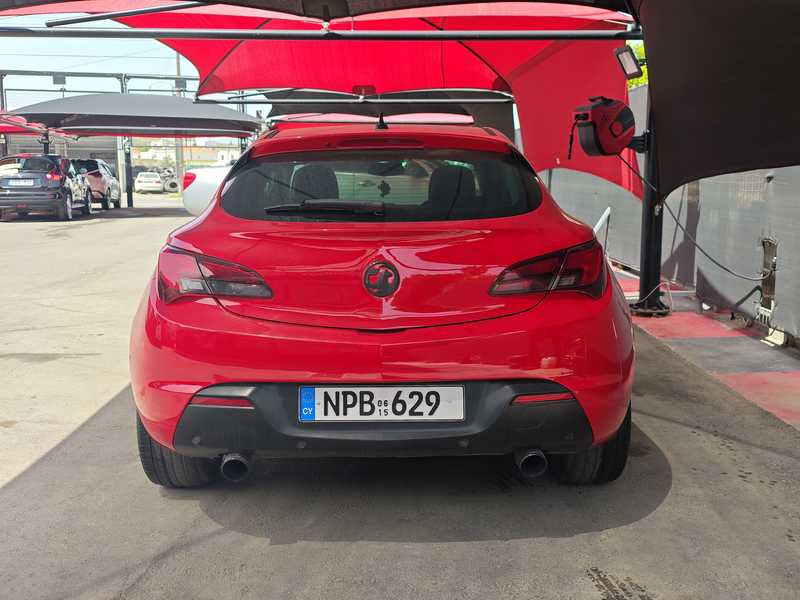 2015 Opel, Vauxhall Astra 2,0L 2015 Cyprus