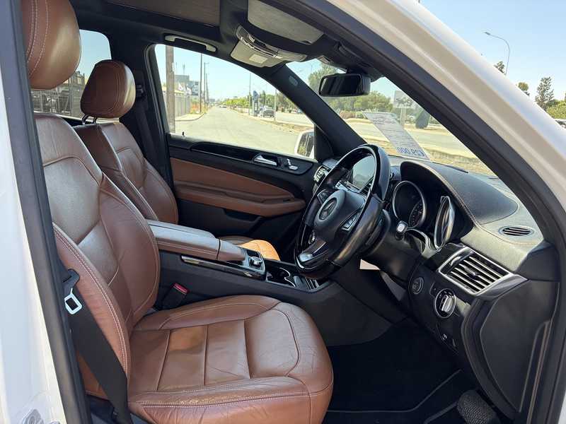 2016 Mercedes-Benz GLE-Class 2,2L 2016 Cyprus